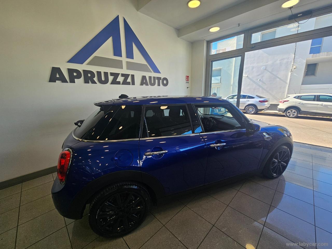 MINI Mini One Business 5 porte AUTO