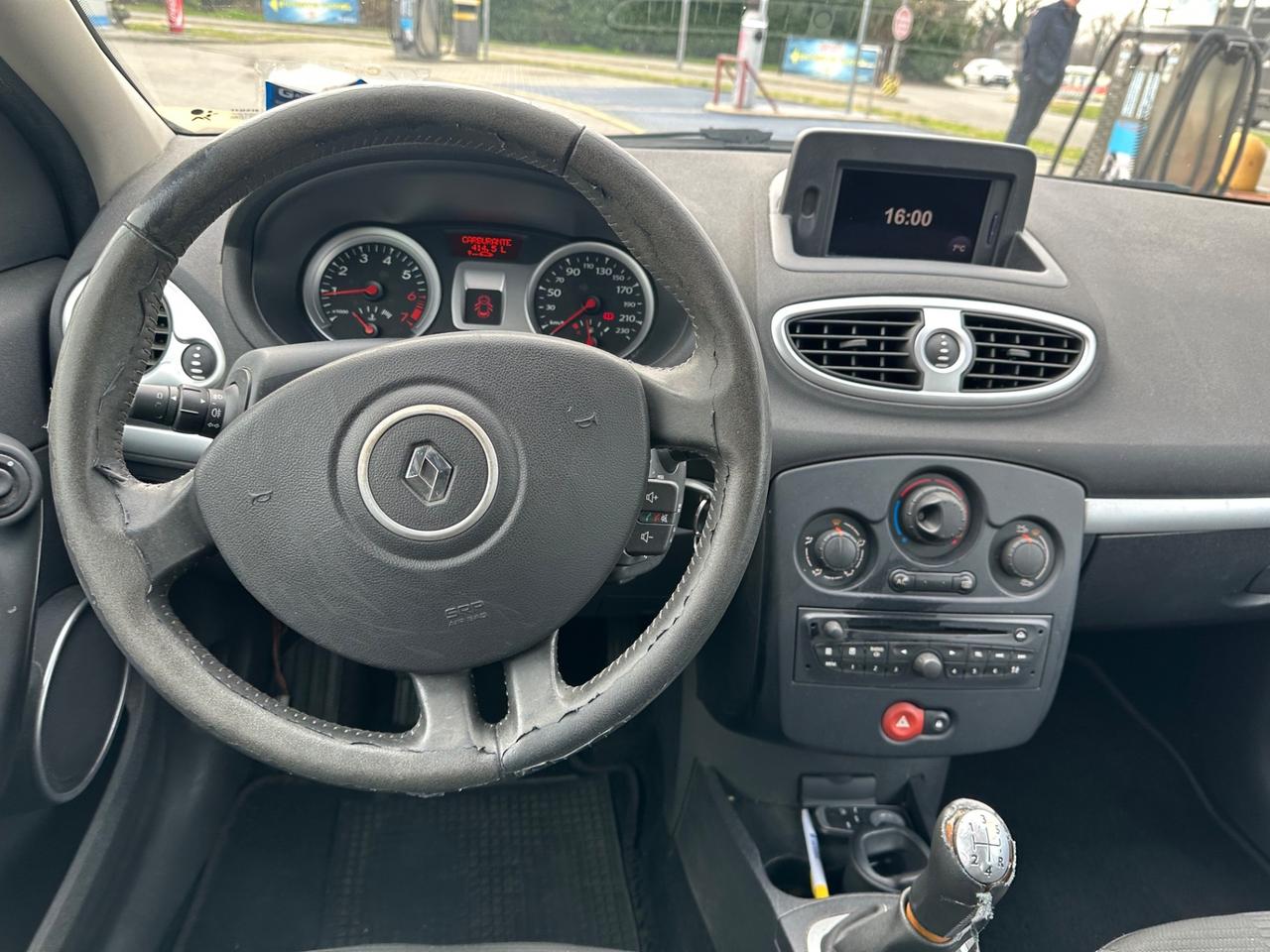 Renault Clio 1.2 16V 5 porte GPL NEOPATENTATI