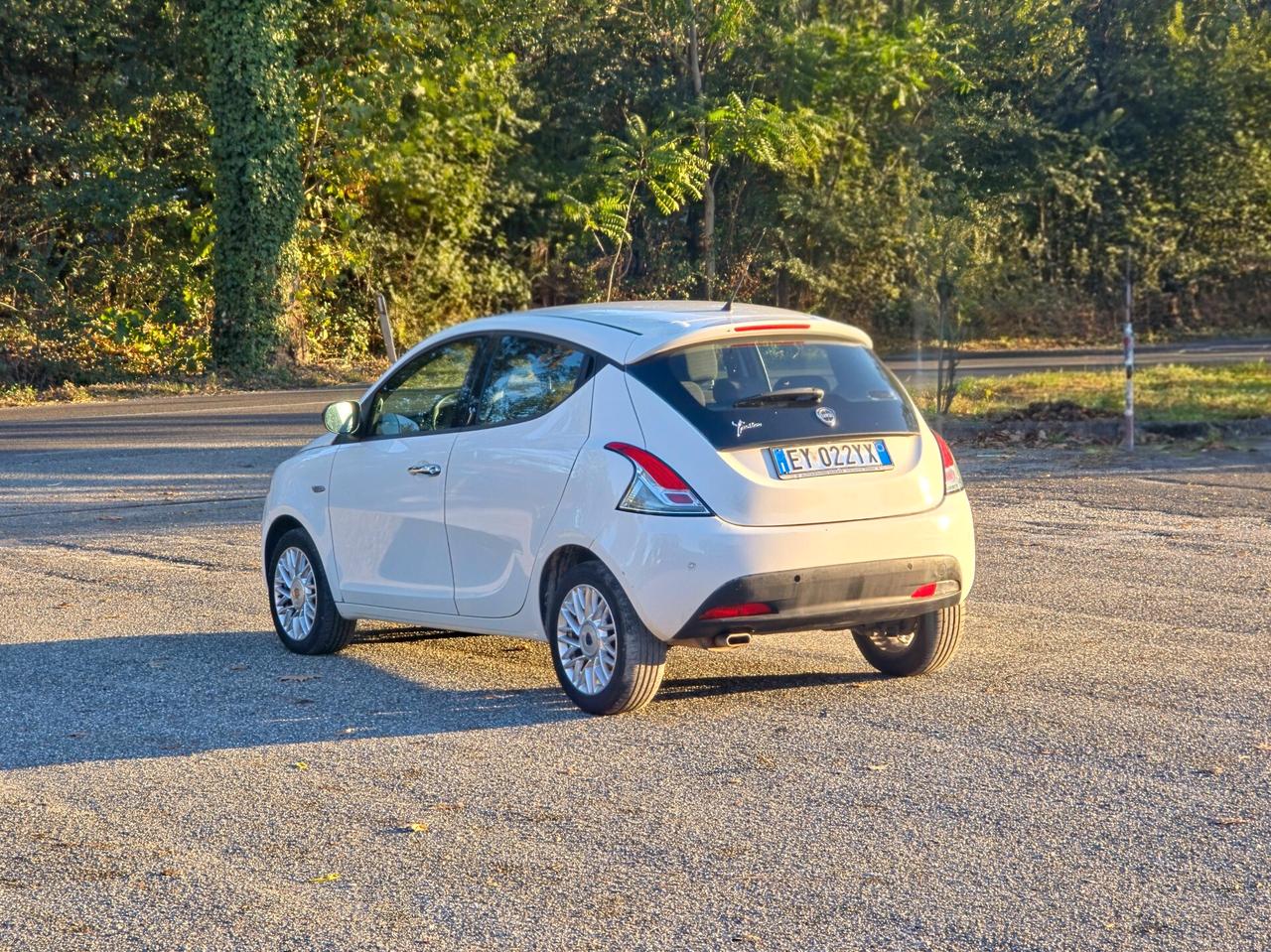 Lancia Ypsilon 1.3 MJT 16V 95 CV 5 porte S&S Elle E5B Manuale NEO 2015