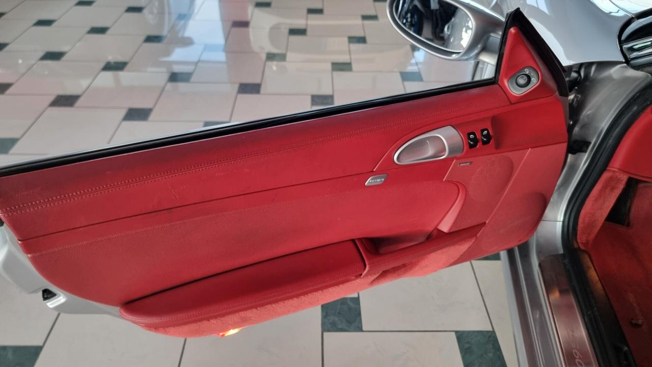 Porsche Boxster 3.4 24V Spyder rs60