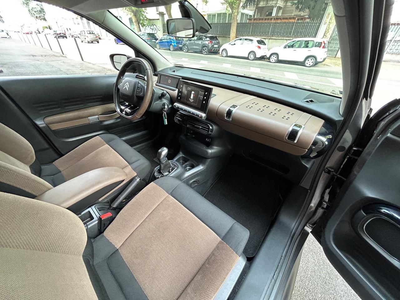 Citroen C4 Cactus 1.2 PureTech AirBump 82cv Shine EURO 6!!!