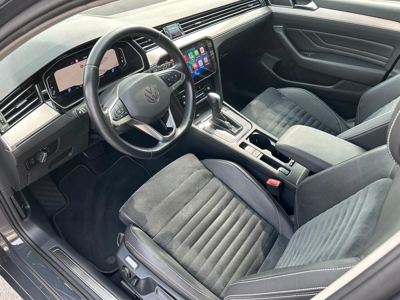 VW PASSAT VARIANT 2.0 TDI 150CV DSG Executive