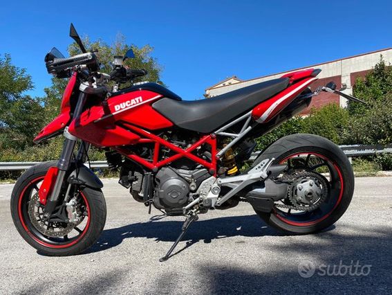 Ducati hypermotard 1100