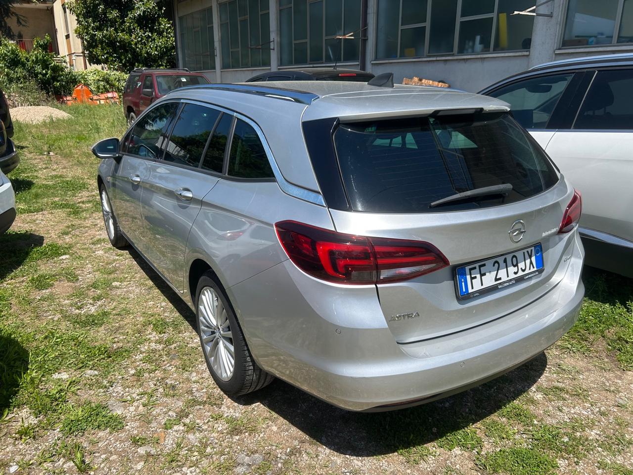 Opel Astra 1.6 BiTurbo CDTi Start&Stop 5 porte Innovation