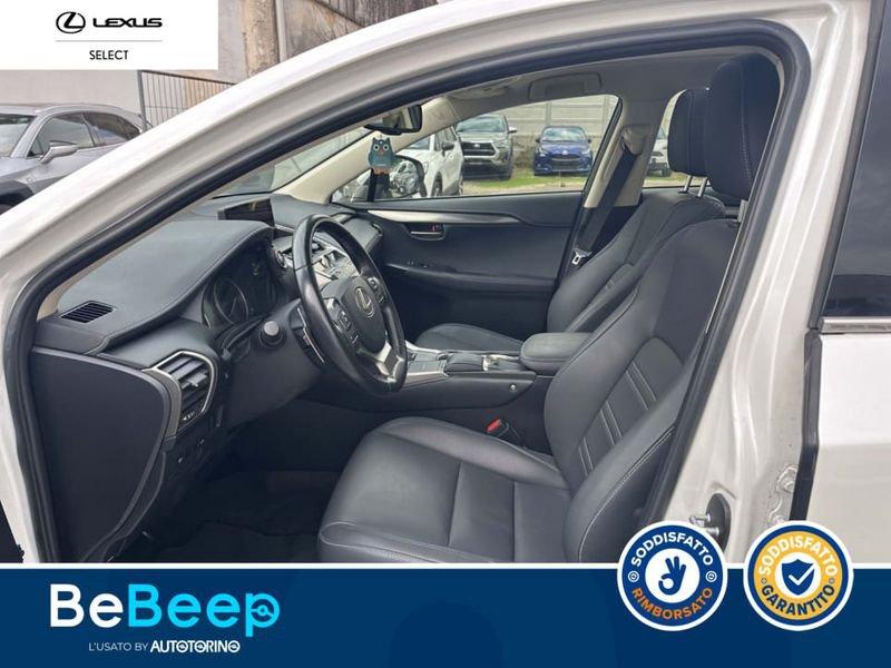 Lexus NX 300H 2.5 PREMIUM 4WD CVT