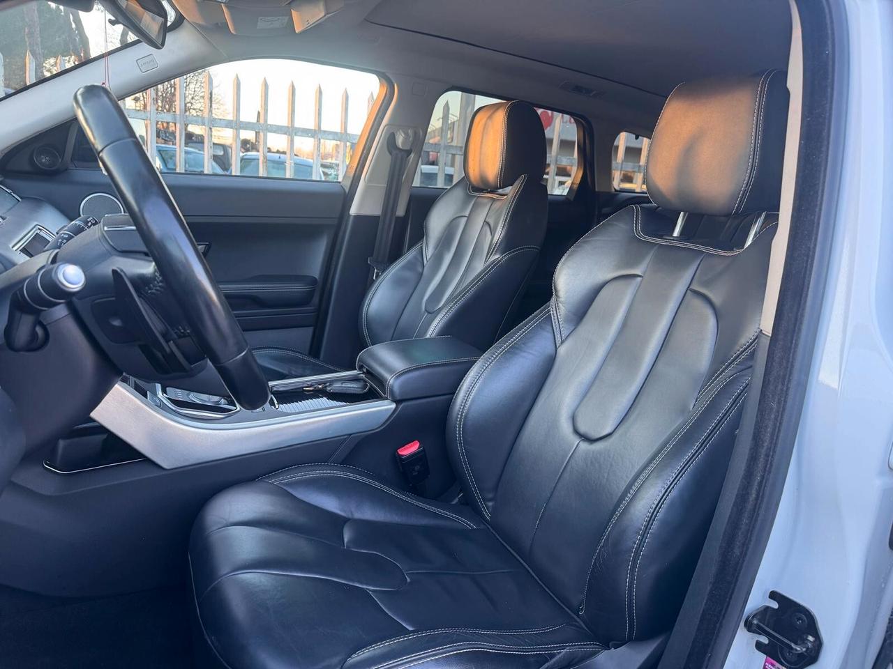 Land Rover Range Evoque 2.2 SD4 5P