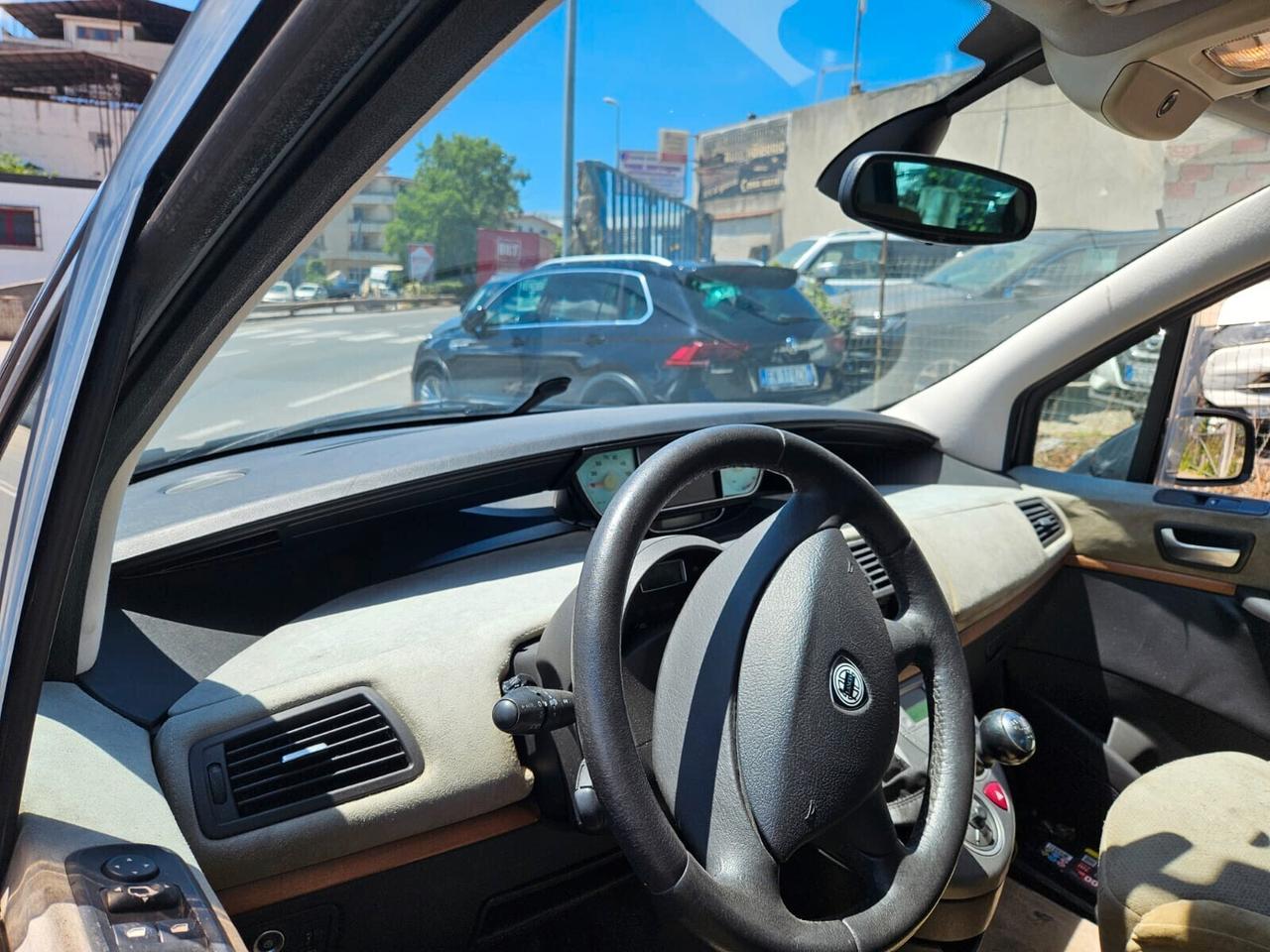 Lancia Phedra 2.2 JTD Executive FAP