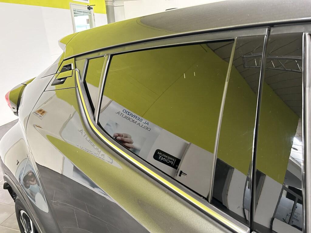 Toyota C-HR 2.0 Hybrid More Business E-CVT