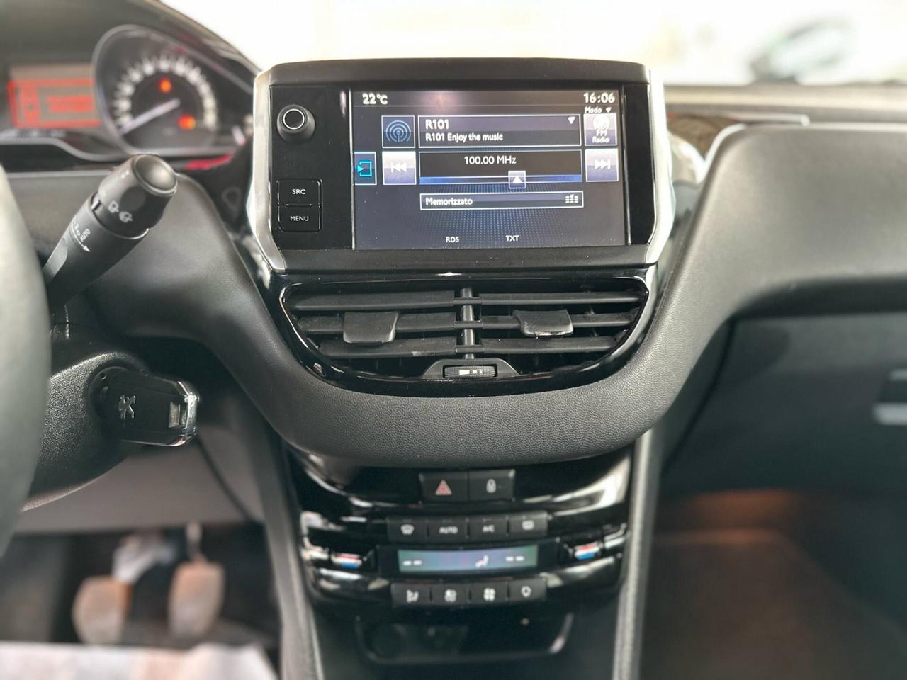 Peugeot 208 1.4 HDi 68 CV 5 porte Active