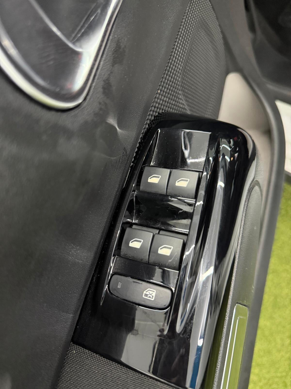 Citroen C3 PureTech 110 S&S EAT6 Shine