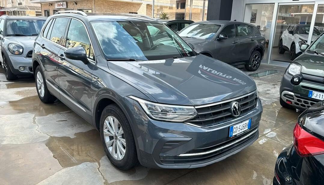 Volkswagen Tiguan 2.0 TDI SCR DSG Business