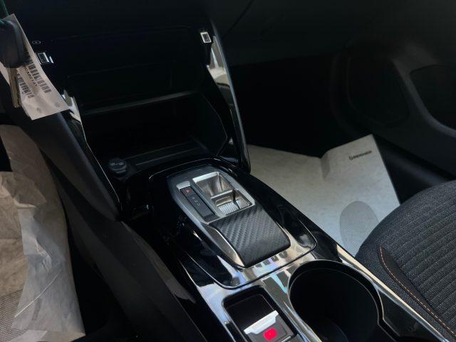 PEUGEOT 208 Hybrid 110 e-DCS6 Business da?199,00 mensili