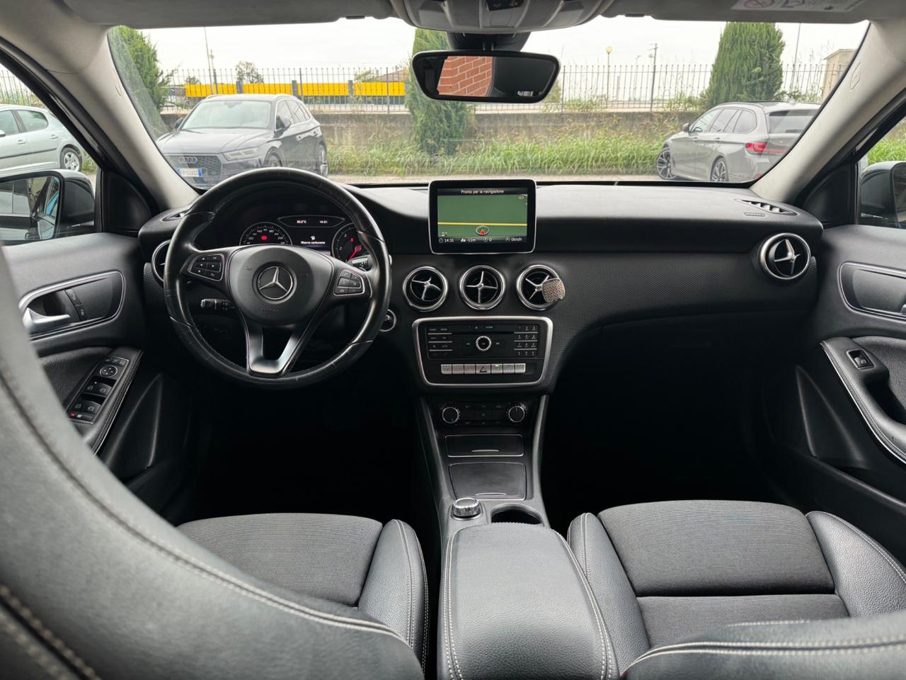 Mercedes-benz A 180 A 180 d Automatic Executive