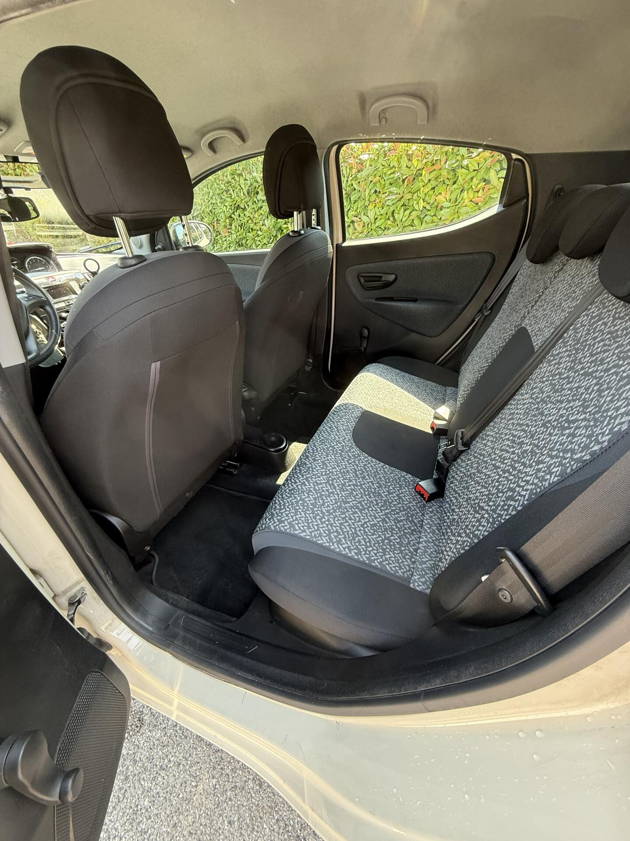 Lancia Ypsilon 1.2 69 CV 5 porte GPL Ecochic Gold