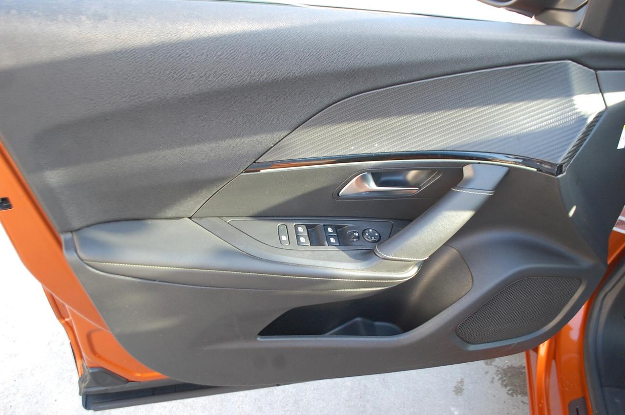 Peugeot 2008 1.2 puretech 155CV GT Pack Uff Italy Pelle Tetto