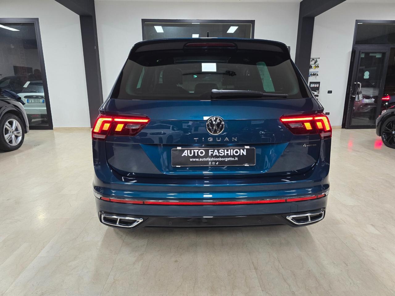 Volkswagen Tiguan 2.0 TDI 150 CV SCR DSG 4MOTION R-Line Tetto