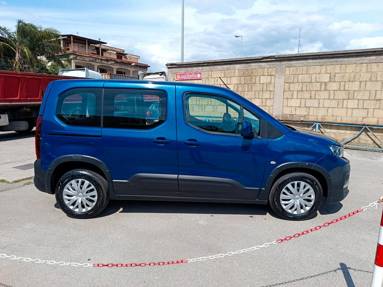 Peugeot Rifter BlueHDi 100 S&S Active Standard
