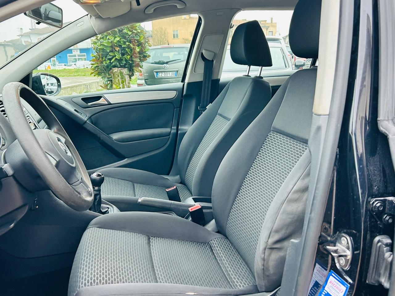 Volkswagen Golf 1.6 TDI DPF 5p. Highline