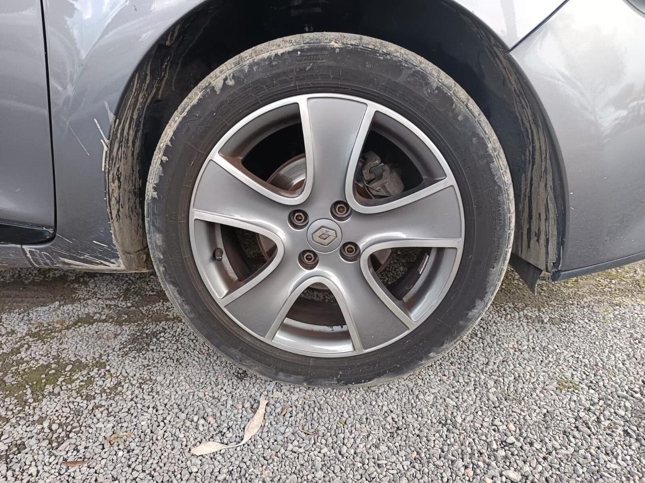 Renault Clio 2015 - 1.5 dci costume national Lb automobili