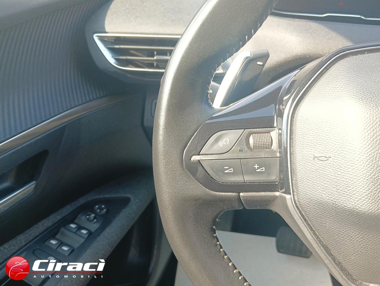 Peugeot 3008 BlueHDi 130 EAT8 Business