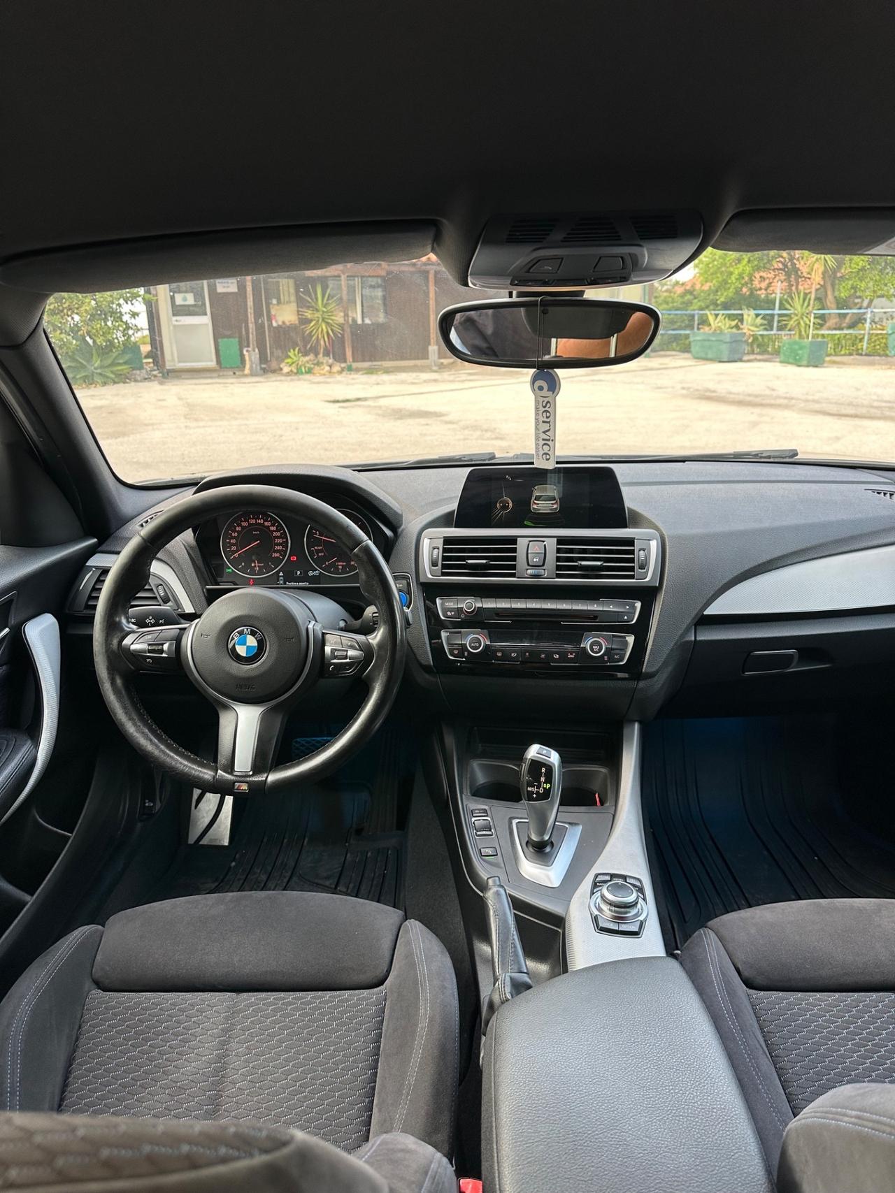 Bmw 118 118d 5p. Msport