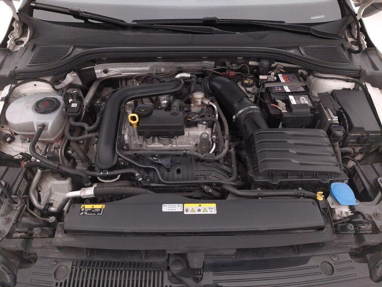 Volkswagen Golf Hybrid Life DSG BR399190 1.0 Mild Hybrid 110CV