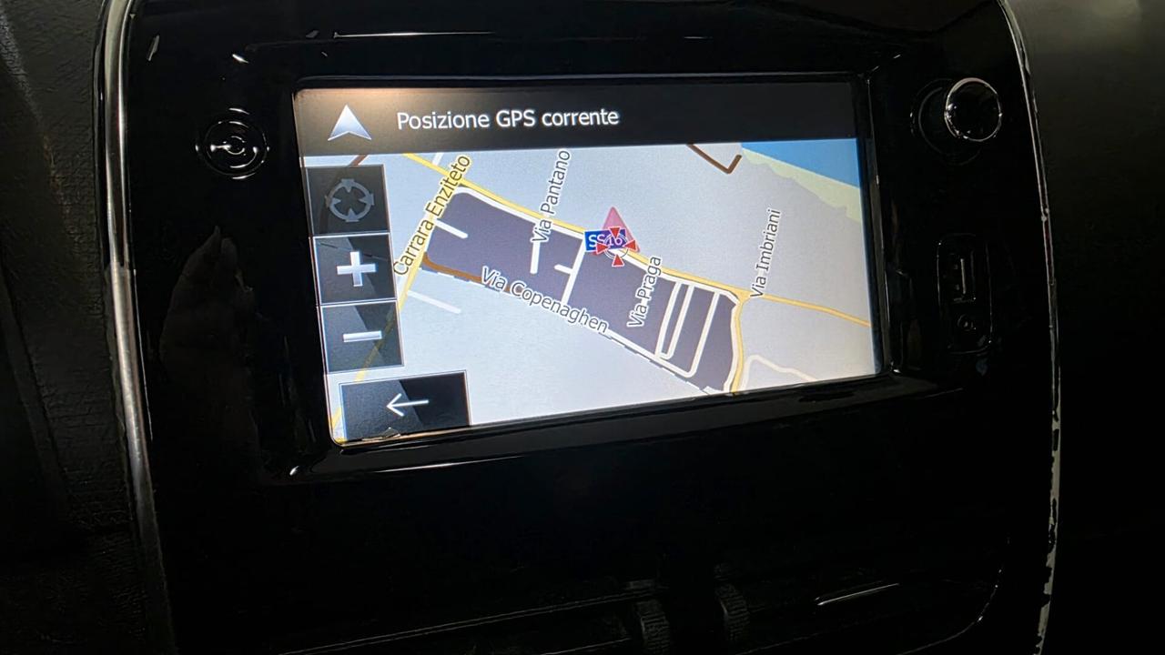 Renault Clio 1.2 75CV GPL 5 porte Costume National