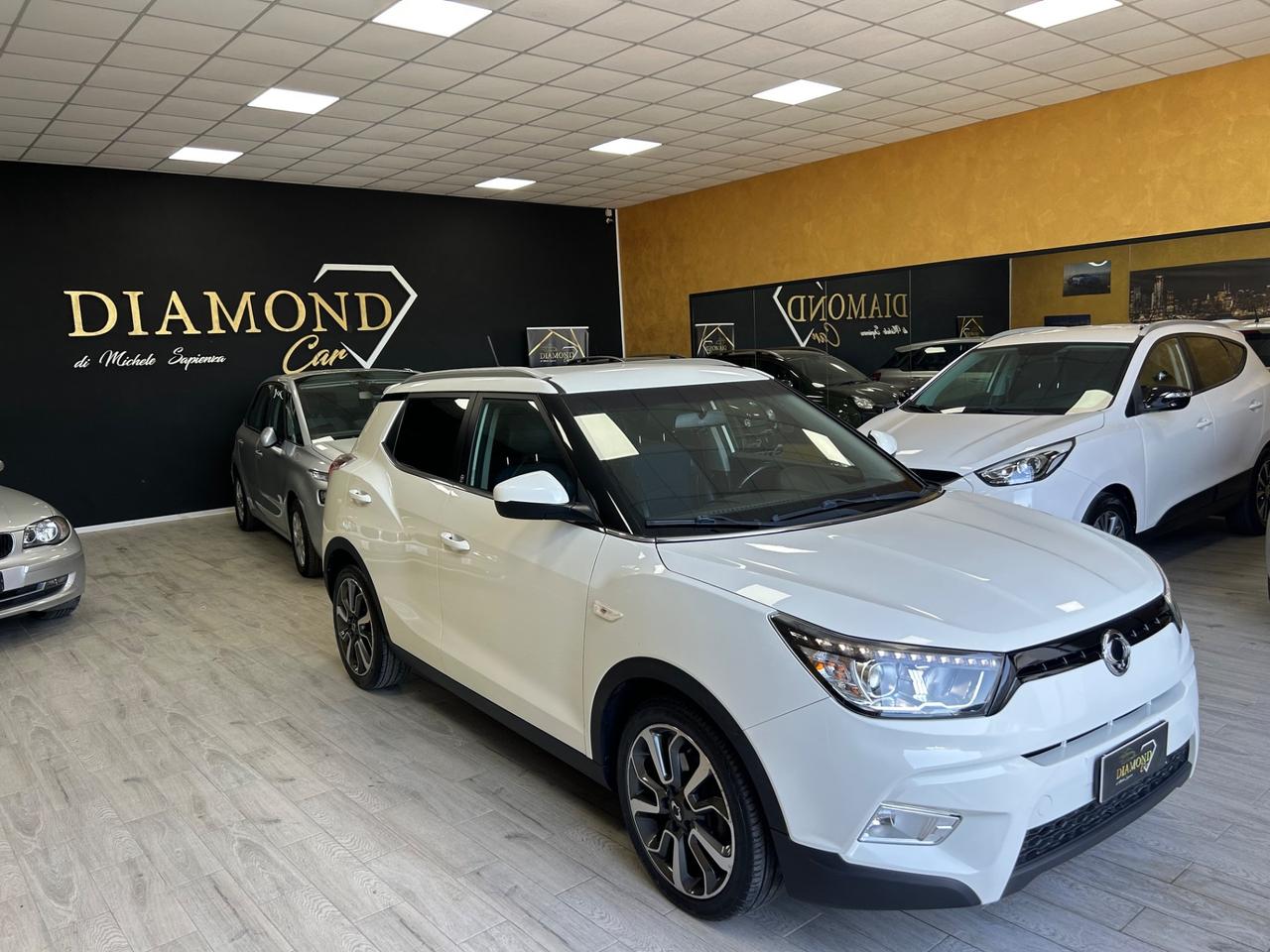 SSANGYONG TIVOLI 1.6d 116 cv “NAVI/RETRO/LED”-2017