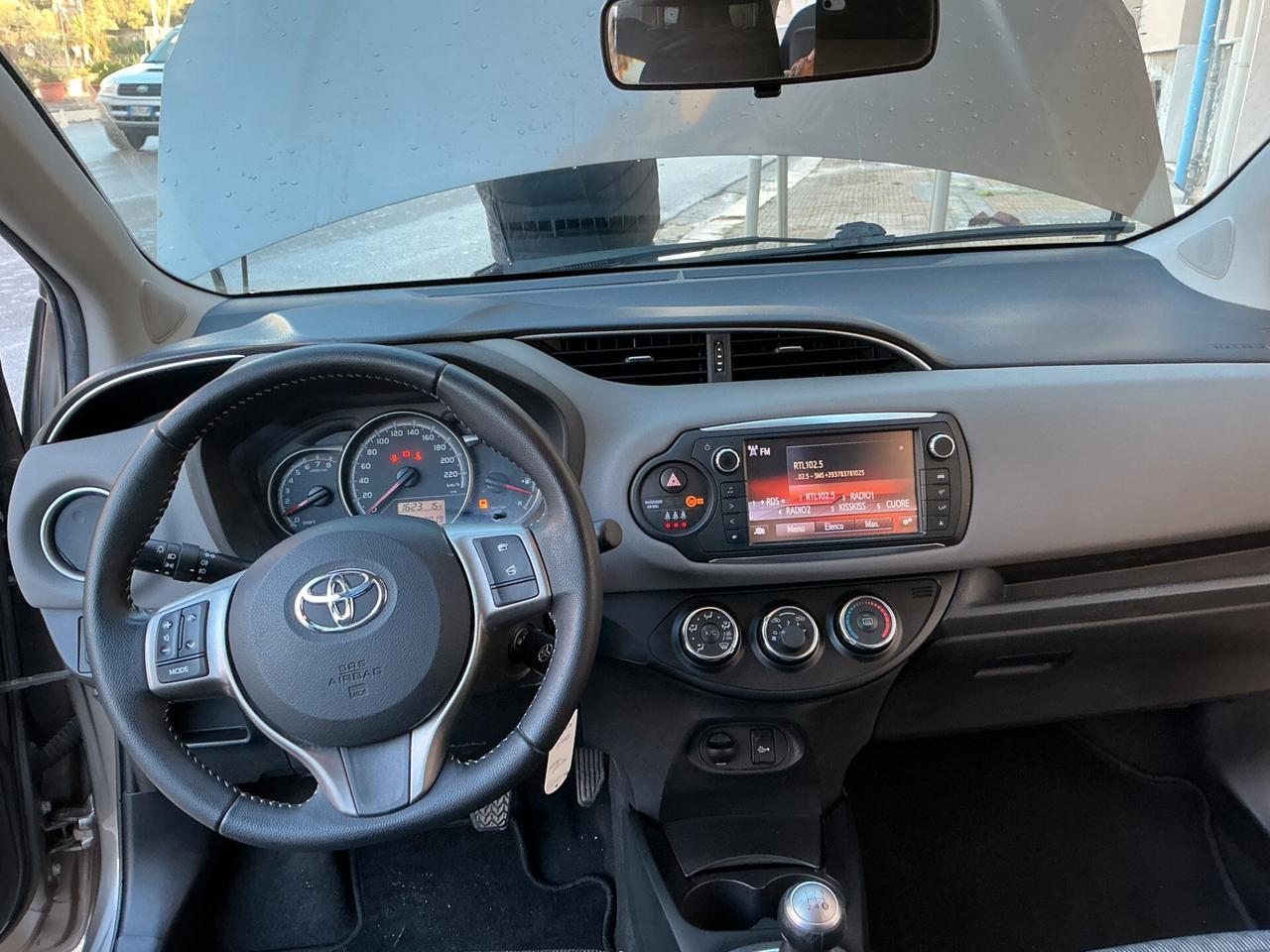 Toyota Yaris 1.0 5 porte Active