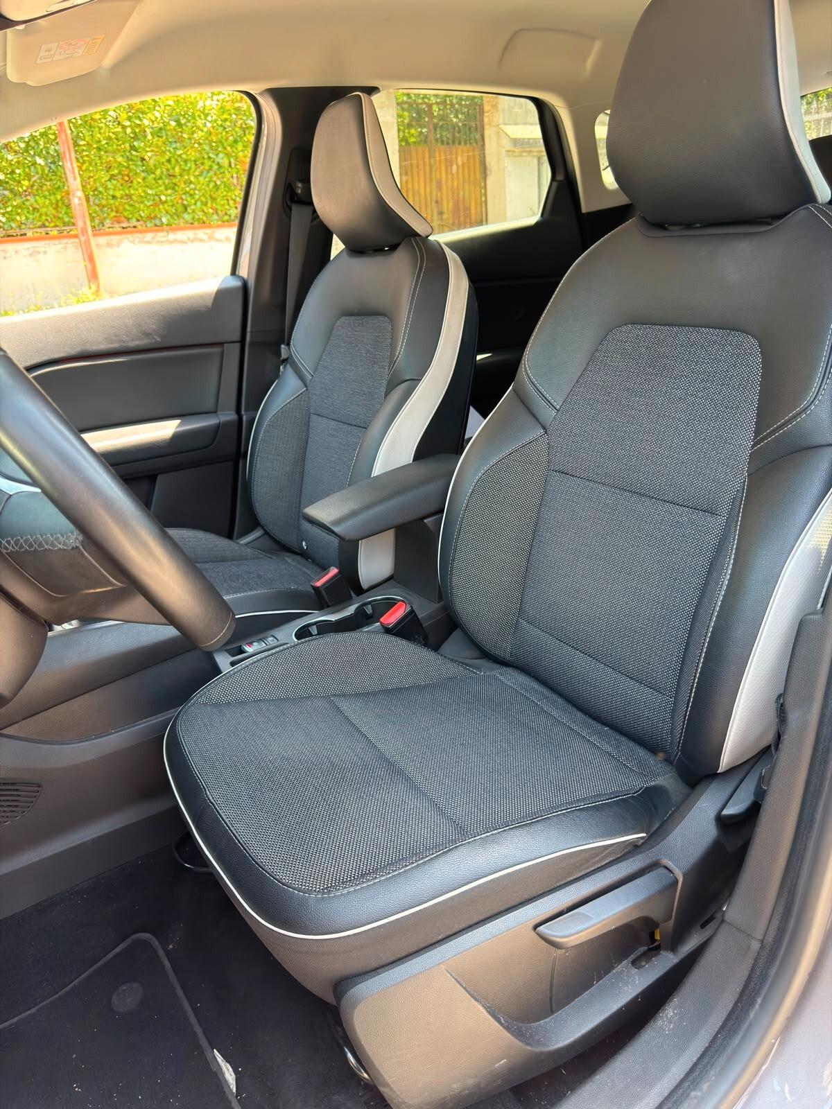 Renault Captur Mild Hybrid 140 CV