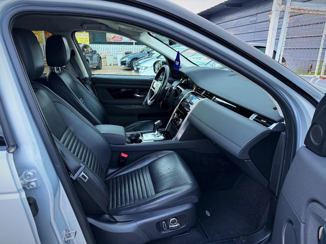 Land Rover Discovery Sport 2.0 eD4 163 CV 2WD R-Dynamic SE