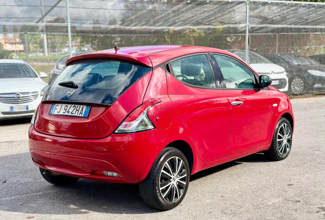 Lancia Ypsilon 2017 1,3 MJET OK NEOPATENTATI GARANZIA 12 mesi ! ! !
