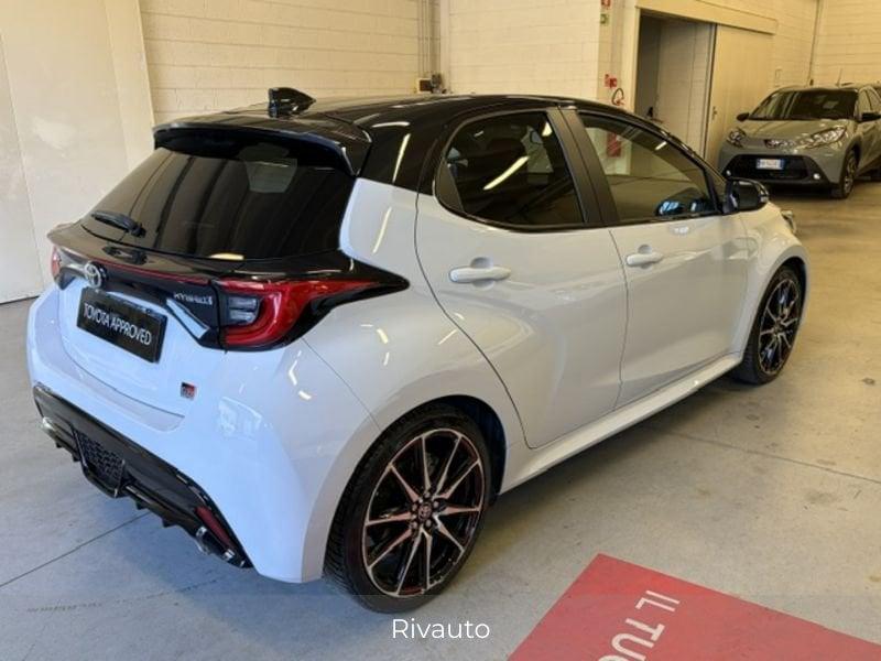 Toyota Yaris Hybrid GR Sport MY22