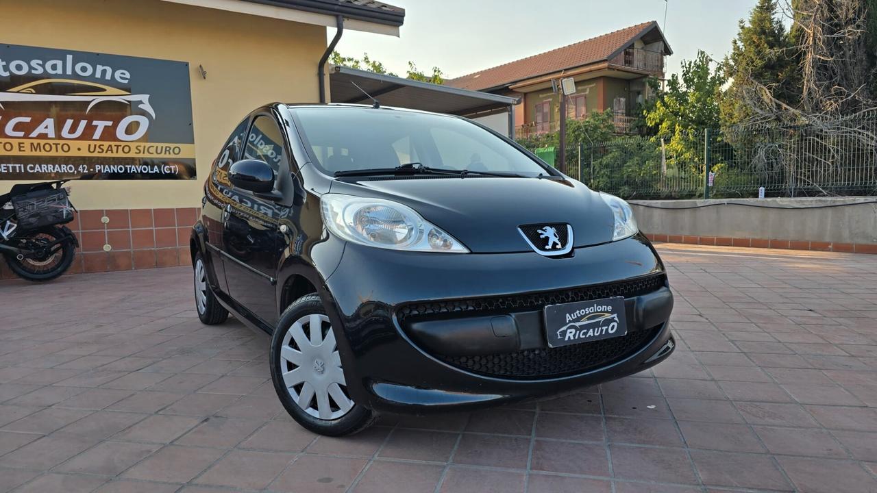 Peugeot 107 1.0 68CV 5p. Plaisir