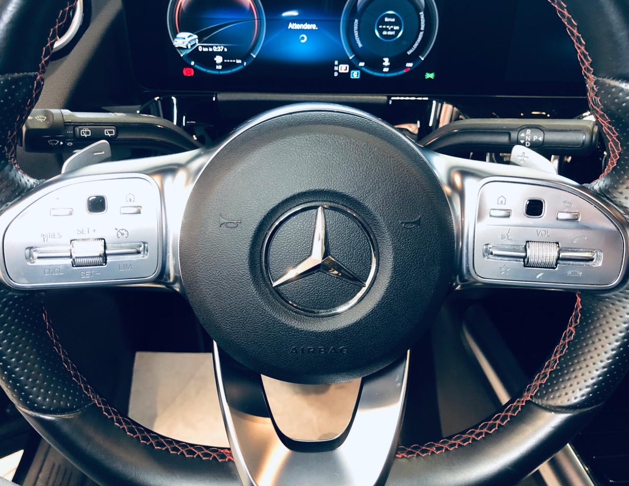 Mercedes-benz GLA 200 d amg Premium nero