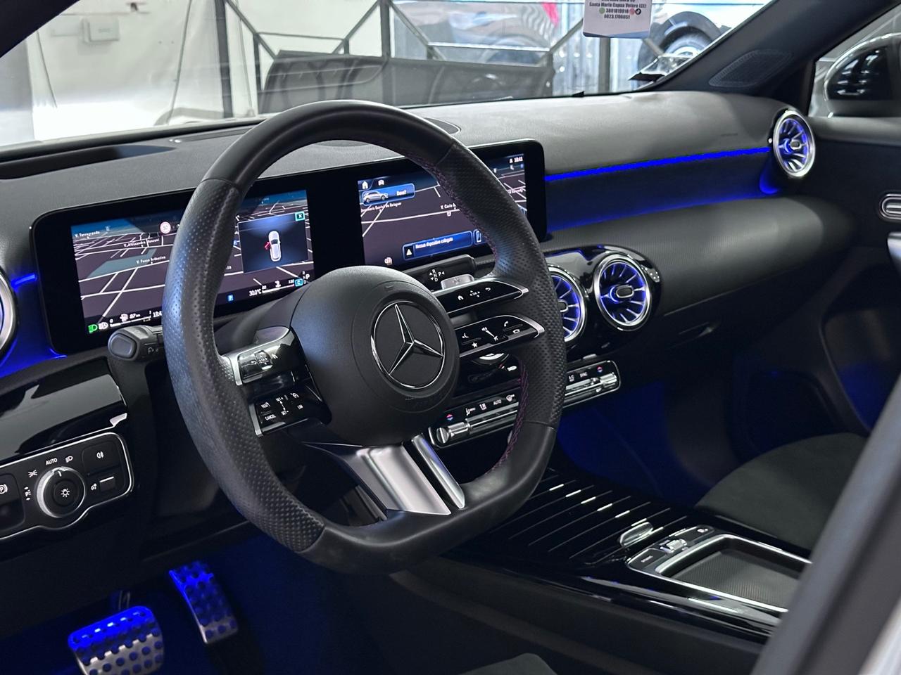 Mercedes-benz A 200 d Premium Plus