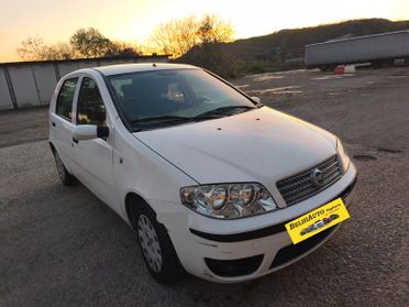 Fiat Punto 2007---1.2 Benzina Neopatentati
