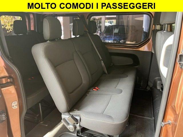RENAULT Trafic 1.6 dCi 120CV 8 POSTI