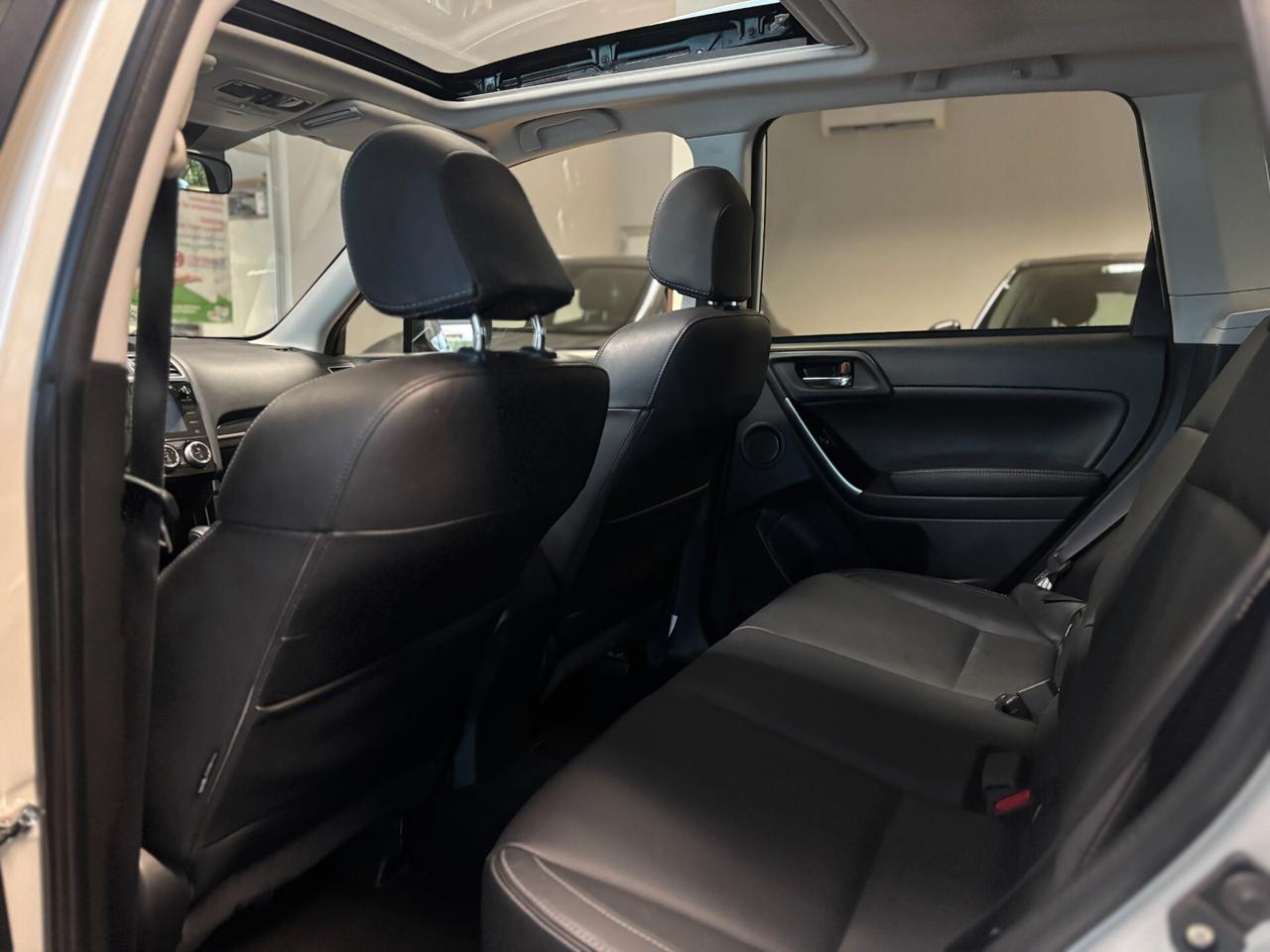 Subaru Forester 2.0d-S 4WD Unlimited lineartronic*EURO6B*
