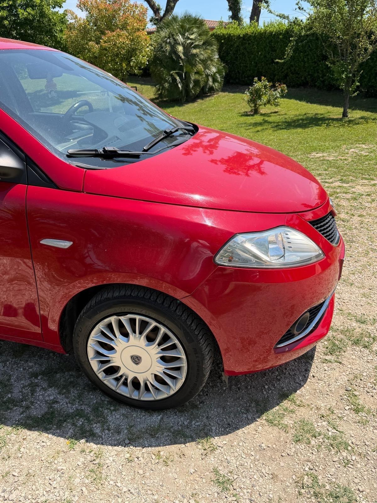Lancia Ypsilon 1.2 69 CV 5 porte GPL Ecochic Unyca
