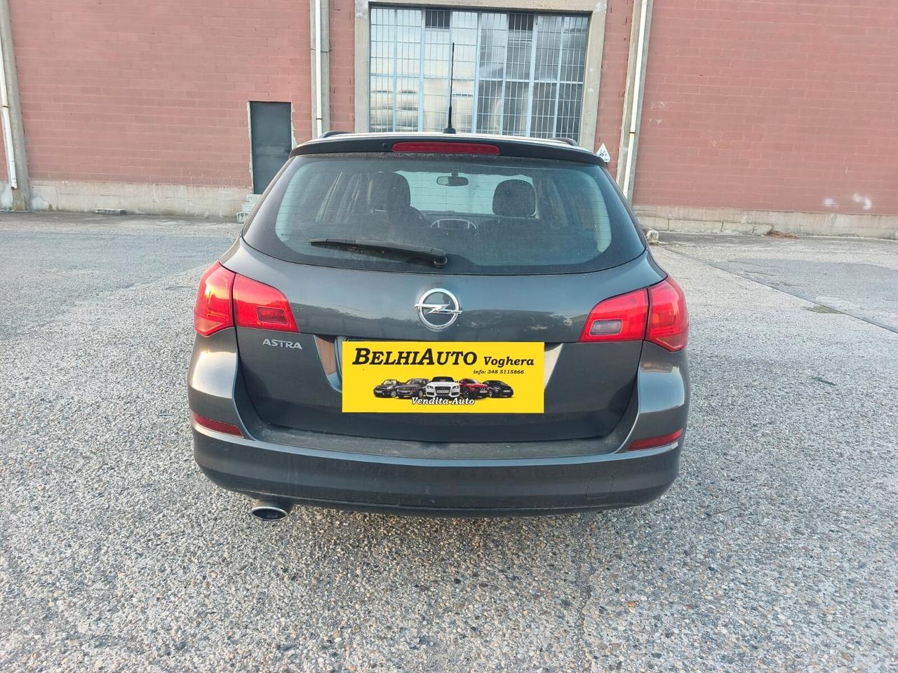 Opel Astra Sw 2012---1.4 Benzina GPL