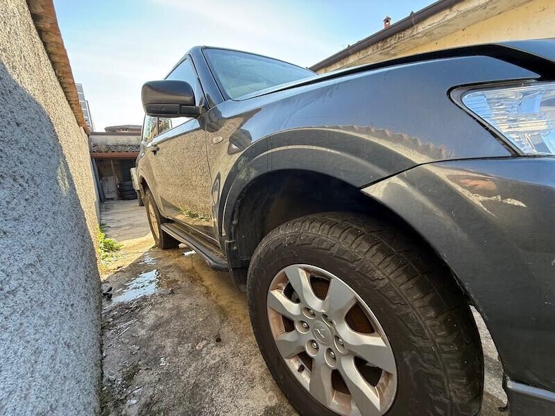 Mitsubishi Pajero 3.2 INCIDENTATO ANNO 2018