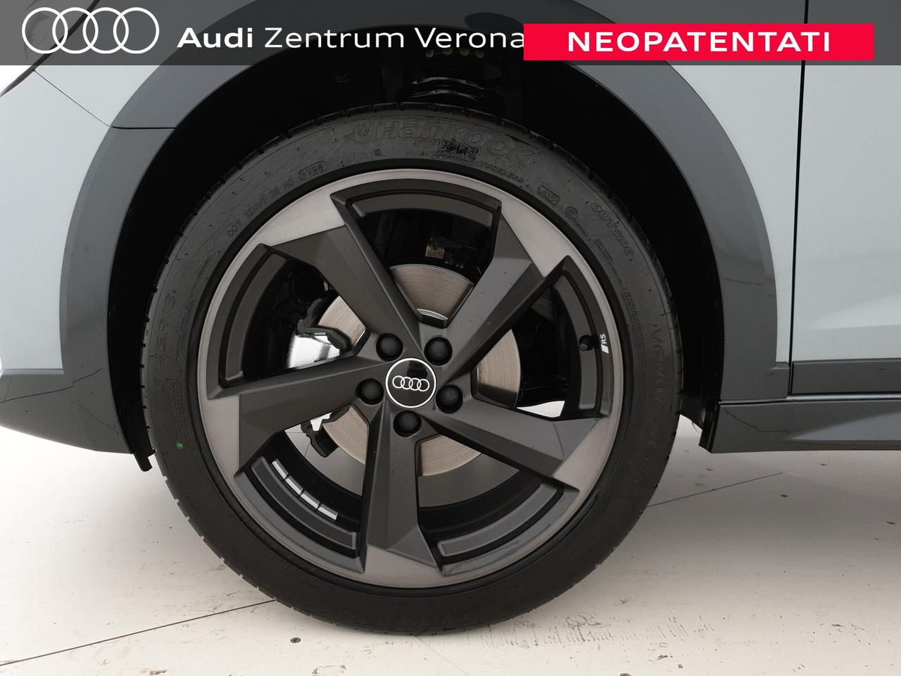 Allstreet 30TFSI 116CV S tronic Identity Contrast