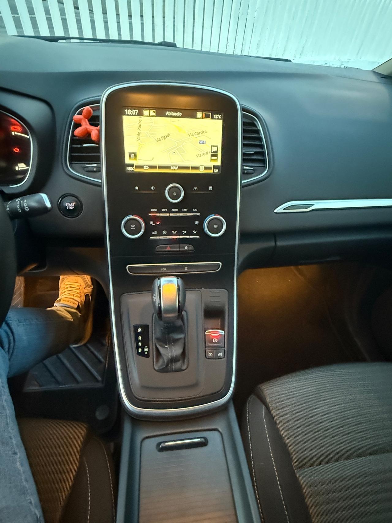 Renault Scenic Scénic dCi 8V 110 CV EDC Energy Business