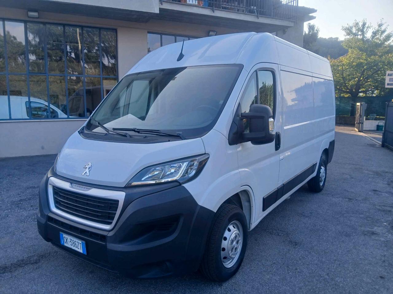 Peugeot Boxer 330 2.2 BlueHDi 140 S&S PC-TN Furgone