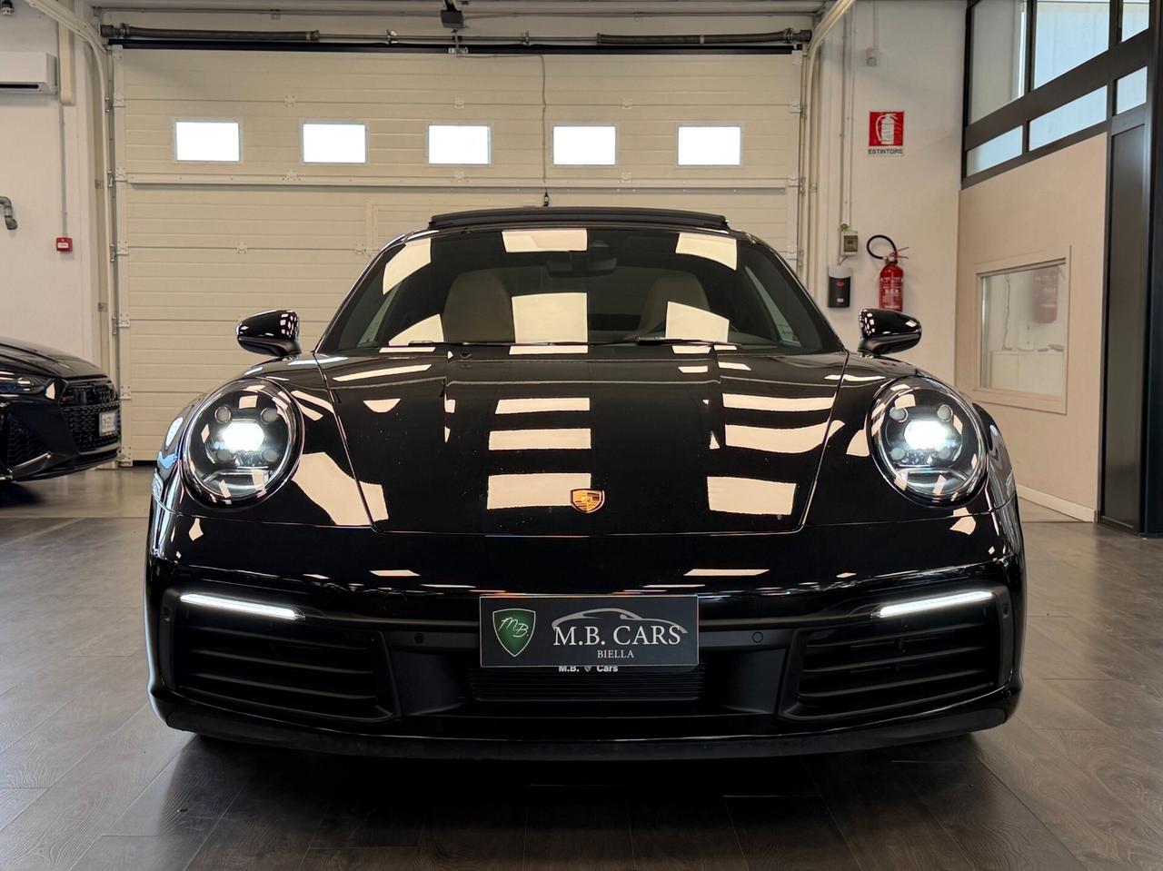 Porsche 911 Carrera 4