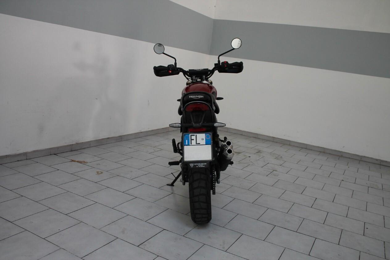 Triumph Scrambler 400 x