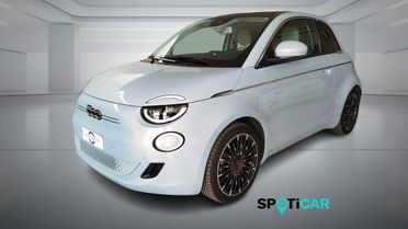 FIAT 500e Berlina 42 kWh La Prima