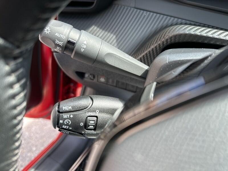 Peugeot 208 PureTech 100 Stop&Start 5 porte Allure