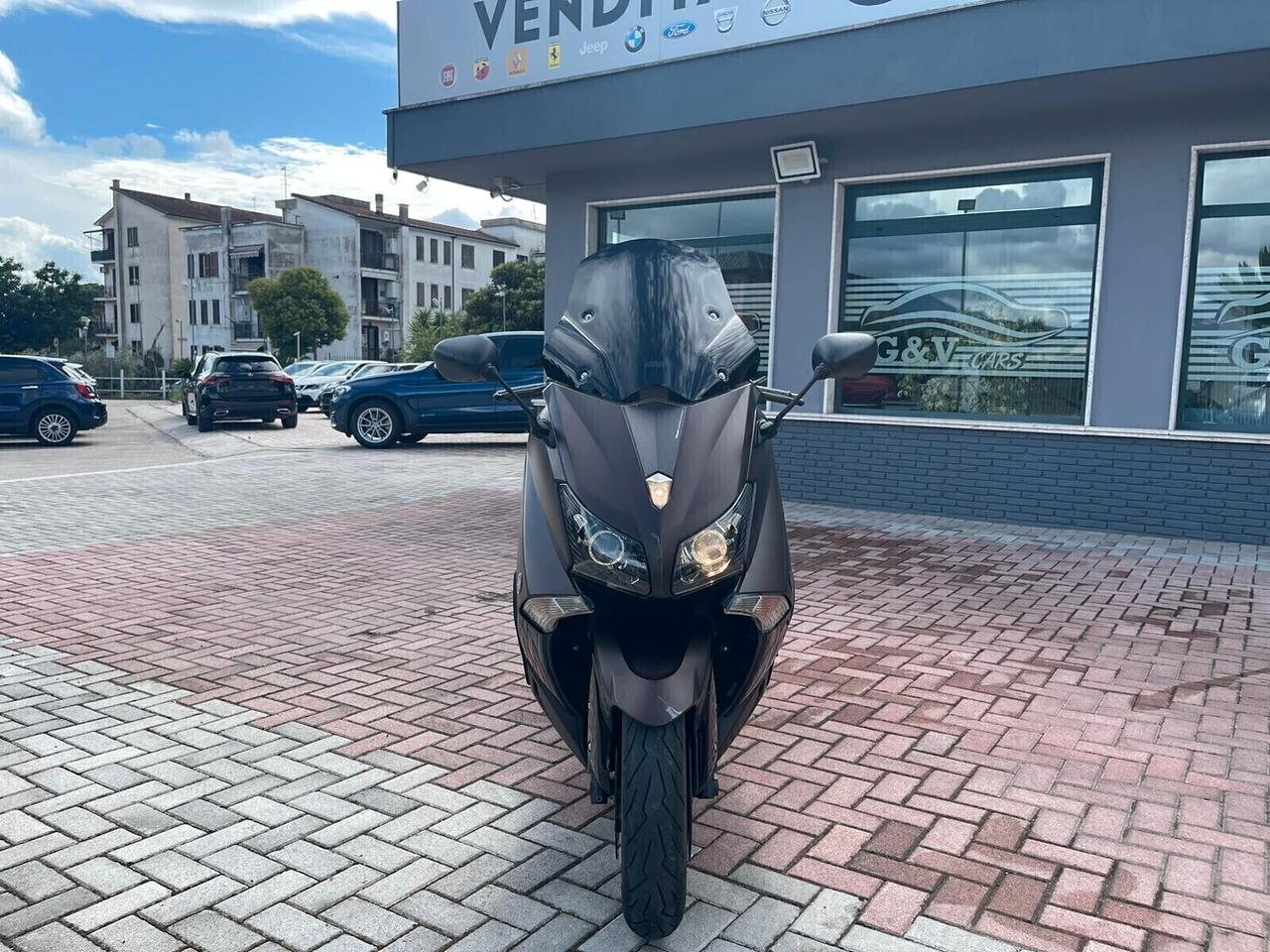 Yamaha T-Max 530 Bronze Max